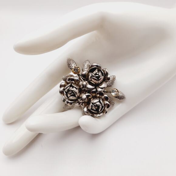 Vintage 1940s 1950s Silver Tone Three Roses Pendant Brooch - Picture 2 of 7